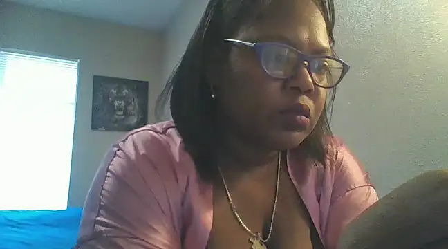 Snapshot of Needmehard chatting on December 22, 2024, 3:33 pm Needmehard online show from December 22, 2024, 3:33 pm