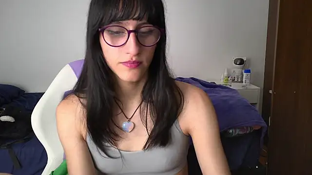 Alice love29 online show from February 3, 2025, 12:04 am