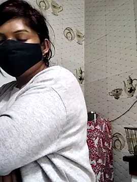 illay love online show from December 14, 2025, 10:32 am