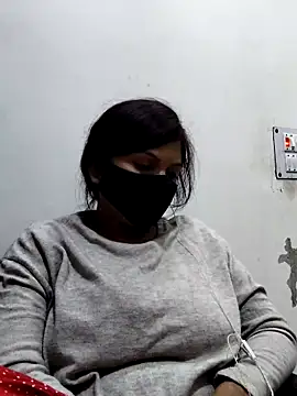 illay love online show from November 30, 2025, 6:30 pm