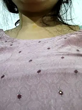 illay love online show from March 31, 2026, 11:01 am