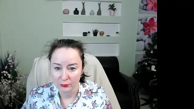 Snapshot of Ninasaaaa chatting on January 2, 2025, 5:24 am Ninasaaaa online show from January 2, 2025, 5:24 am