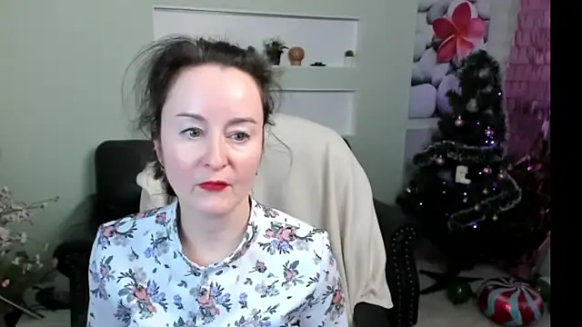 Snapshot of Ninasaaaa chatting on January 2, 2025, 11:41 am Ninasaaaa online show from January 2, 2025, 11:41 am