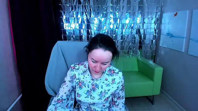 Snapshot of Ninasaaaa chatting on March 14, 2025, 5:38 am Ninasaaaa online show from March 14, 2025, 5:38 am