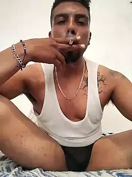alfredyy55 online show from September 28, 2025, 3:52 pm