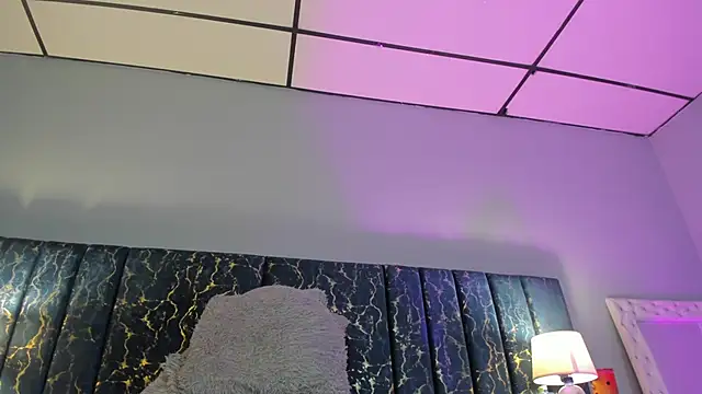 Snapshot of Sophia_Lemos chatting on November 13, 2025, 1:04 pm Sophia Lemos online show from November 13, 2025, 1:04 pm