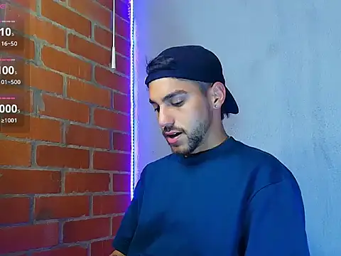 Leandro valenzuela online show from October 25, 2025, 10:25 am