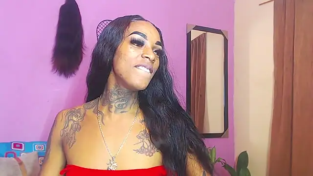 Snapshot of badgirls_cx chatting on October 19, 2025, 9:06 pm badgirls cx online show from October 19, 2025, 9:06 pm