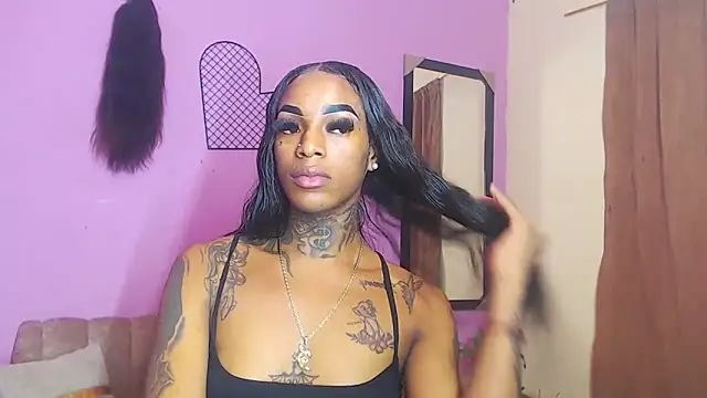 Snapshot of badgirls_cx chatting on October 10, 2025, 6:09 pm badgirls cx online show from October 10, 2025, 6:09 pm