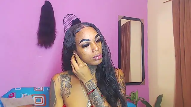 Snapshot of badgirls_cx chatting on October 21, 2025, 8:14 am badgirls cx online show from October 21, 2025, 8:14 am