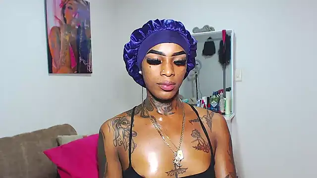 Snapshot of badgirls_cx chatting on February 21, 2026, 11:18 pm badgirls cx online show from February 21, 2026, 11:18 pm