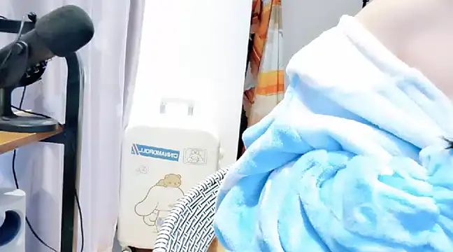 Snapshot of arena1357 chatting on February 12, 2025, 1:41 am arena1357 online show from February 12, 2025, 1:41 am