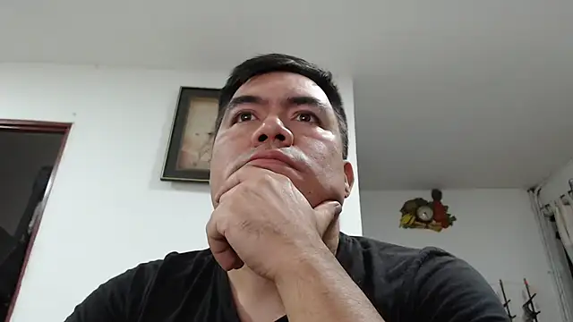 Snapshot of Jhonatan_Morales_S chatting on February 7, 2026, 1:24 am Jhonatan Morales S online show from February 7, 2026, 1:24 am