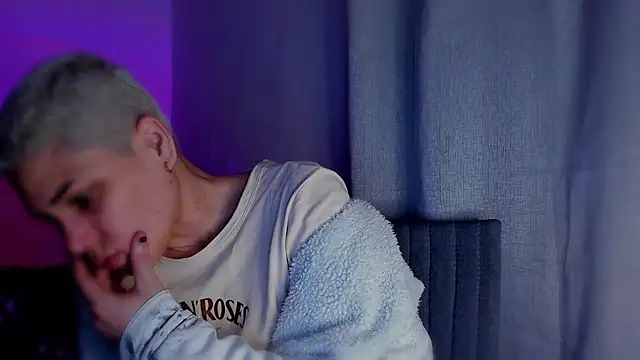 Charlee pink online show from February 22, 2026, 8:54 pm