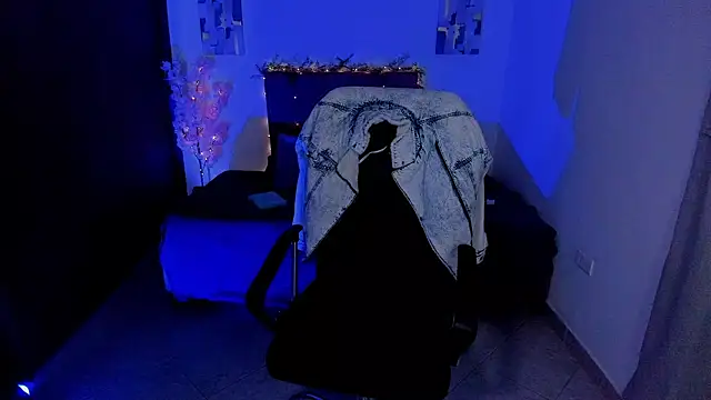 Snapshot of Charlee_pink chatting on October 9, 2025, 3:12 pm Charlee pink online show from October 9, 2025, 3:12 pm