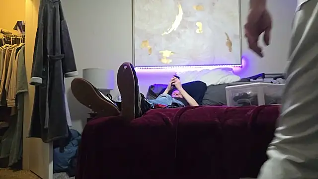 ChillzPnp online show from October 18, 2025, 10:01 pm