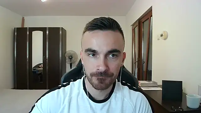 mu5clemania2 online show from December 15, 2025, 1:28 pm