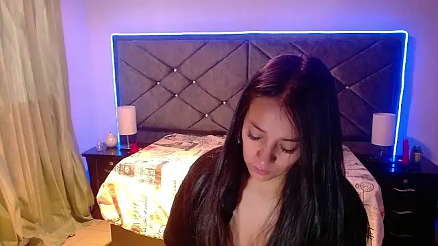 Snapshot of Julietacollins06 chatting on September 28, 2025, 12:45 pm Julietacollins06 online show from September 28, 2025, 12:45 pm