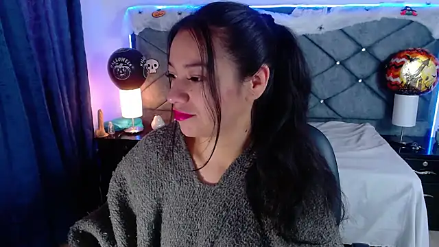 Snapshot of Julietacollins06 chatting on October 8, 2025, 12:39 pm Julietacollins06 online show from October 8, 2025, 12:39 pm