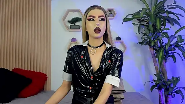 Snapshot of BrianaSchafer chatting on October 9, 2025, 5:13 pm BrianaSchafer online show from October 9, 2025, 5:13 pm