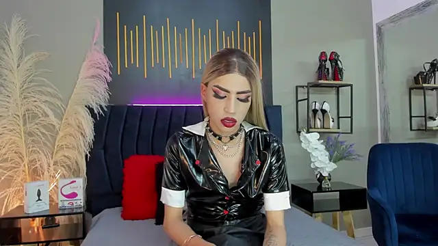 Snapshot of BrianaSchafer chatting on February 12, 2025, 10:37 pm BrianaSchafer online show from February 12, 2025, 10:37 pm
