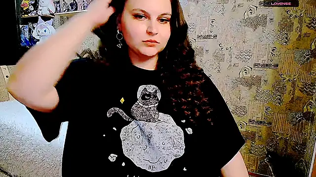 WhisperInTheDarkk online show from June 15, 2026, 9:14 pm