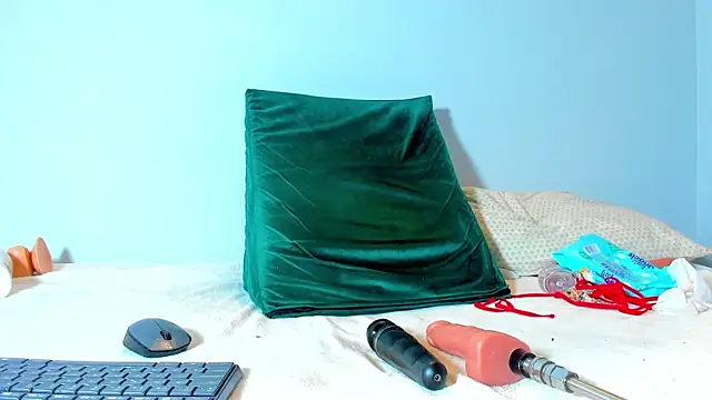 ximehot699 online show from March 8, 2025, 5:54 pm