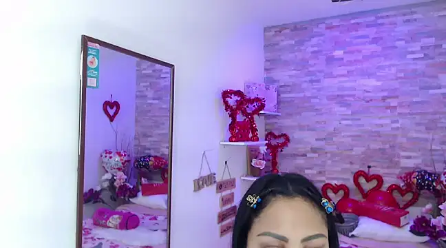 Snapshot of CindyWilliams_ chatting on February 18, 2025, 4:47 pm CindyWilliams online show from February 18, 2025, 4:47 pm