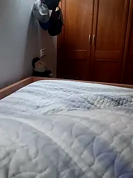 AAngel20 online show from November 27, 2025, 5:24 pm