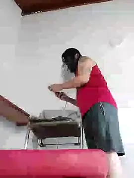 AndresSmith   online show from December 28, 2024, 7:01 pm