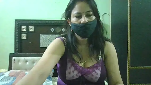 Snapshot of couplesuni chatting on July 17, 2026, 3:26 am couplesuni online show from July 17, 2026, 3:26 am