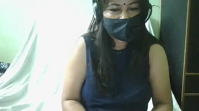 Snapshot of couplesuni chatting on July 8, 2026, 4:46 am couplesuni online show from July 8, 2026, 4:46 am