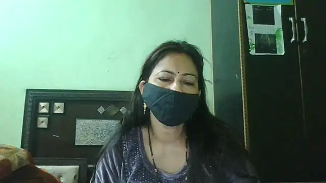 couplesuni online show from February 17, 2026, 3:48 am