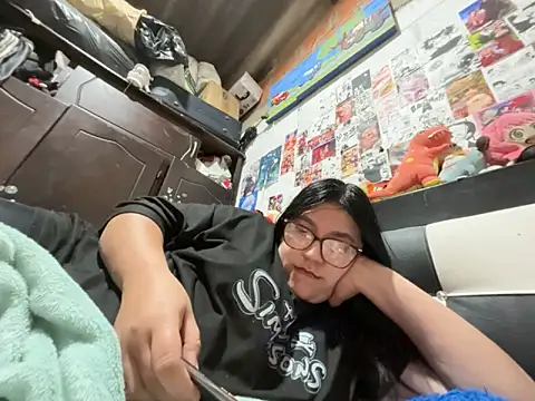 dafne19  online show from March 26, 2026, 4:22 am