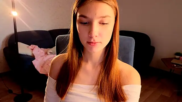 AnaHoney online show from April 5, 2026, 1:56 am