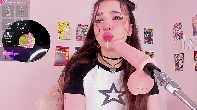 LosAlicee online show from December 16, 2024, 7:15 am