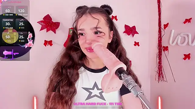 Snapshot of LosAlicee chatting on February 22, 2026, 12:57 am LosAlicee online show from February 22, 2026, 12:57 am