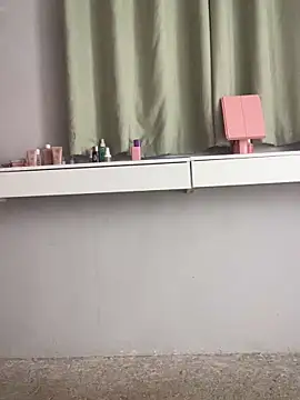 alexatransgata online show from February 8, 2025, 6:01 pm