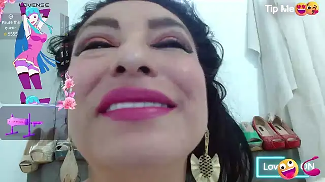 Snapshot of katysquirtdirty chatting on May 29, 2026, 11:49 am katysquirtdirty online show from May 29, 2026, 11:49 am