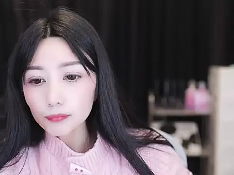 Snapshot of Nuyoah-77 chatting on November 18, 2025, 4:32 pm Nuyoah-77 online show from November 18, 2025, 4:32 pm