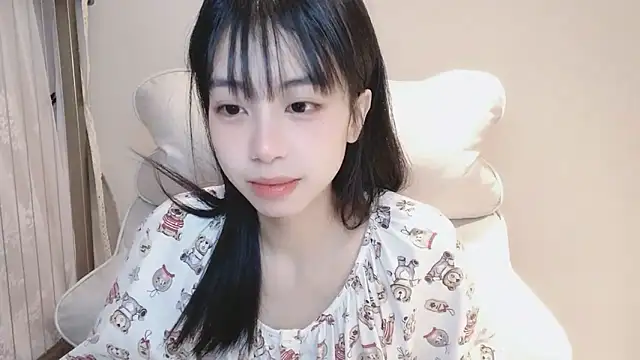 Snapshot of -Hottie chatting on January 17, 2025, 3:11 pm -Hottie online show from January 17, 2025, 3:11 pm