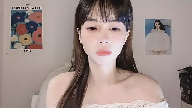 -Hottie online show from November 30, 2025, 3:57 pm