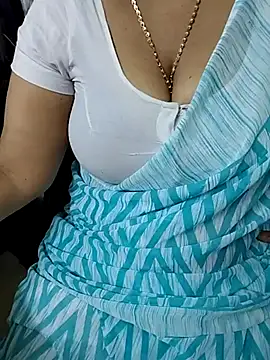 Snapshot of Tamil-ranjitha chatting on March 16, 2025, 3:17 pm Tamil-ranjitha online show from March 16, 2025, 3:17 pm