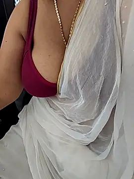 Snapshot of Tamil-ranjitha chatting on March 19, 2025, 4:47 am Tamil-ranjitha online show from March 19, 2025, 4:47 am