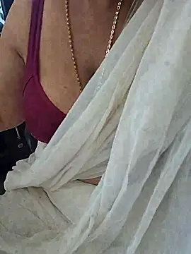 Snapshot of Tamil-ranjitha chatting on March 14, 2025, 4:54 am Tamil-ranjitha online show from March 14, 2025, 4:54 am