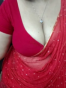 Snapshot of Tamil-ranjitha chatting on February 19, 2025, 4:33 pm Tamil-ranjitha online show from February 19, 2025, 4:33 pm