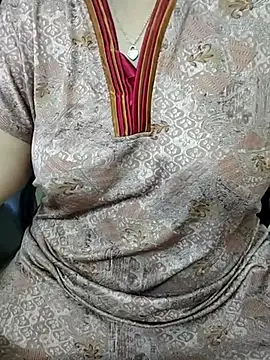 Snapshot of Tamil-ranjitha chatting on February 22, 2025, 3:58 pm Tamil-ranjitha online show from February 22, 2025, 3:58 pm