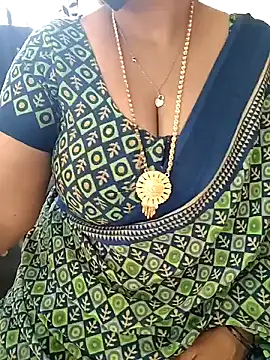 Snapshot of Tamil-ranjitha chatting on February 12, 2025, 5:05 am Tamil-ranjitha online show from February 12, 2025, 5:05 am