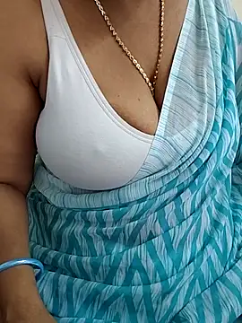 Snapshot of Tamil-ranjitha chatting on March 4, 2025, 8:46 am Tamil-ranjitha online show from March 4, 2025, 8:46 am