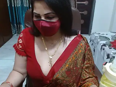 Snapshot of desi_mera chatting on February 19, 2025, 10:31 pm desi mera online show from February 19, 2025, 10:31 pm